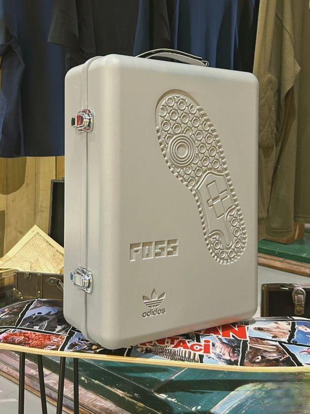 FOSS×adidas Forum84种草日记(・∀・)